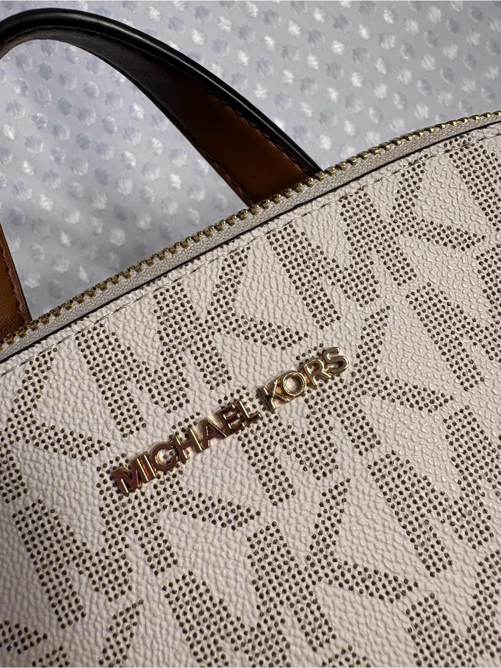 Michael Kors Cream and Tan Logo Backpack - Picture 3 of 9